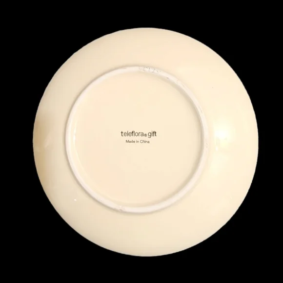 Teleflora charming Victorian roses cup and saucer display set - Picture 8 of 12